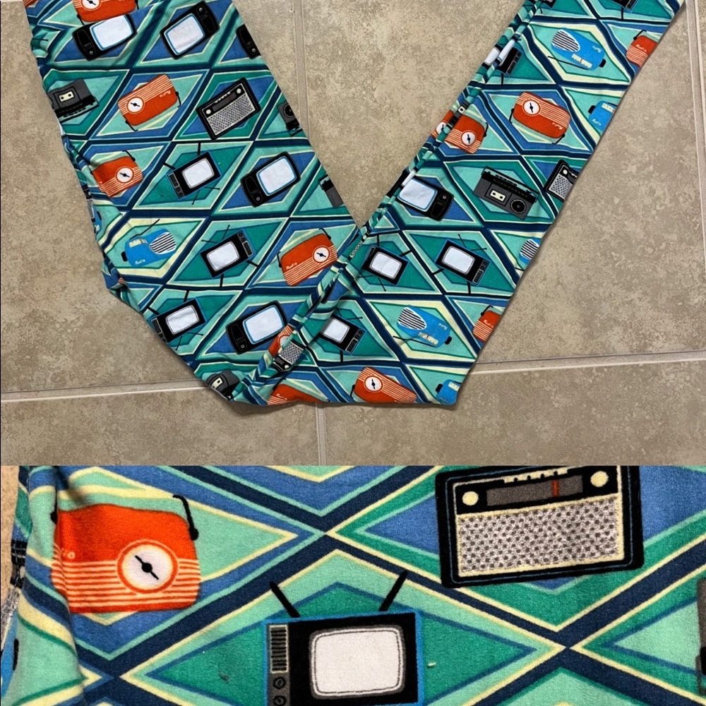 OS (0-12) LuLaRoe Leggings. Retro electronics/radios.